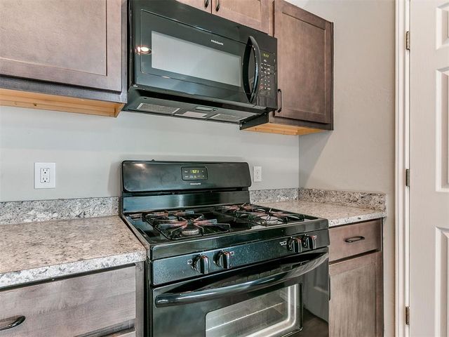 9732 Glover River Drive, Yukon, OK 73099
