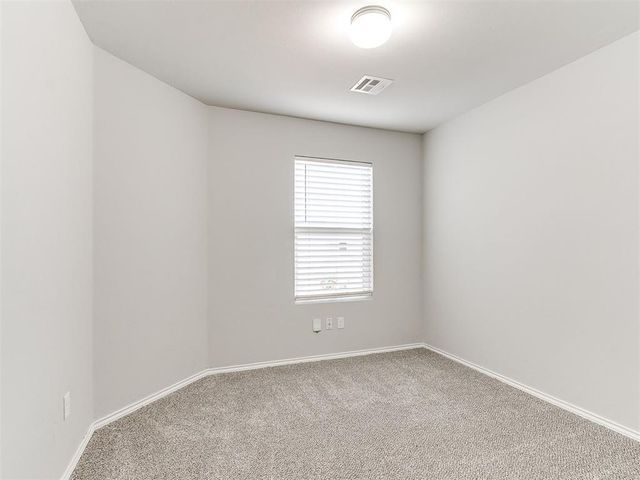 9732 Glover River Drive, Yukon, OK 73099