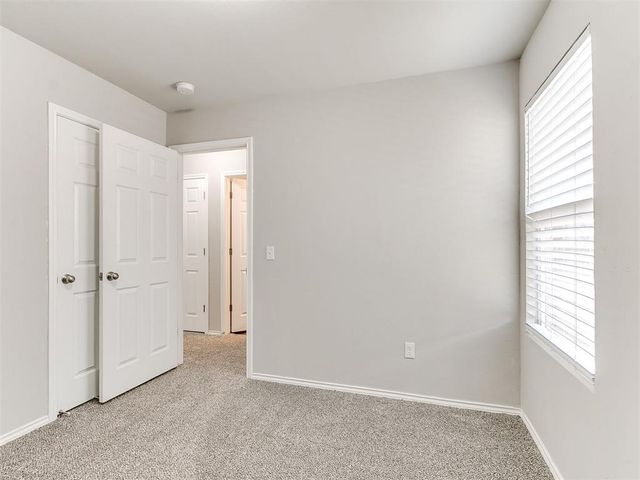 9732 Glover River Drive, Yukon, OK 73099