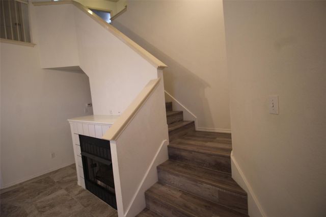 404 Shant ST, Austin, TX 78748