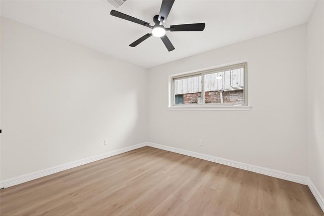 11906 Meadowdale Drive, Stafford, TX 77477