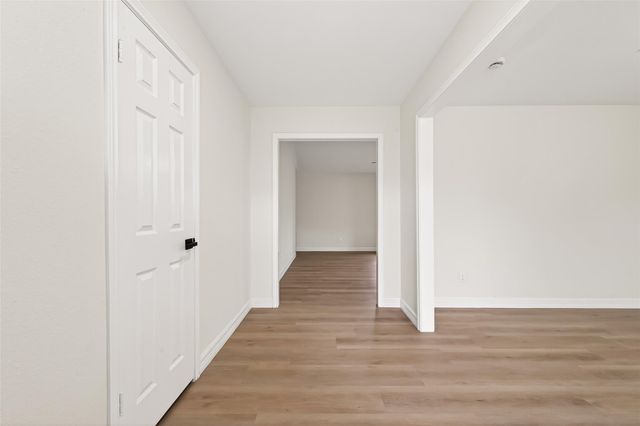 11906 Meadowdale Drive, Stafford, TX 77477