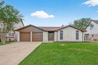 11906 Meadowdale Drive, Stafford, TX 77477