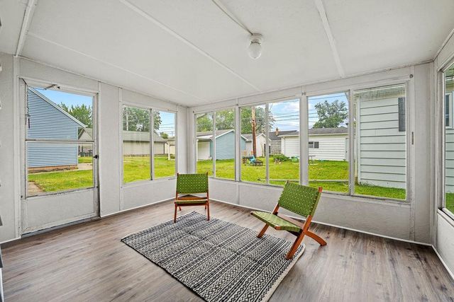 2020 N MEADE STREET, Appleton, WI 54911