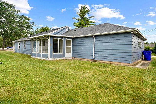 2020 N MEADE STREET, Appleton, WI 54911
