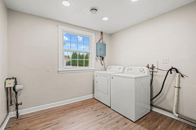 2020 N MEADE STREET, Appleton, WI 54911
