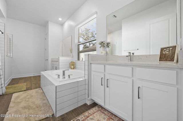 4898 Southern Valley Loop, Brooksville, FL 34601