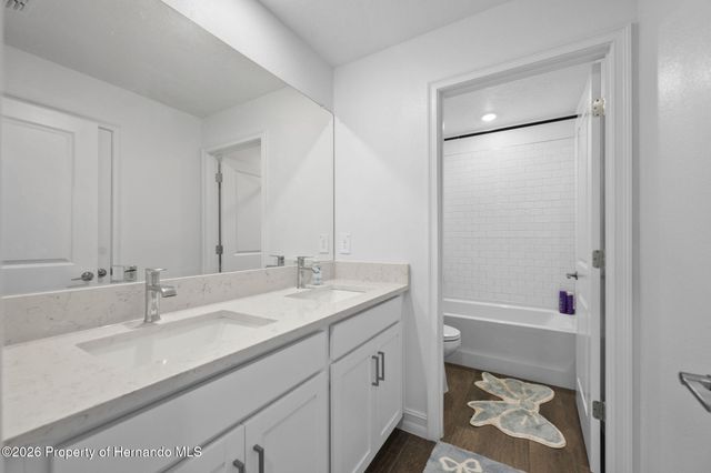 4898 Southern Valley Loop, Brooksville, FL 34601