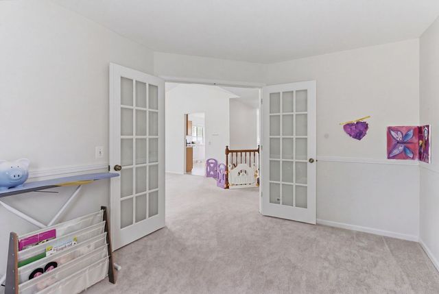 206 Glasgow Lane B206, Schaumburg, IL 60194