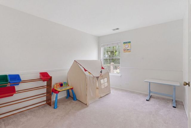 206 Glasgow Lane B206, Schaumburg, IL 60194