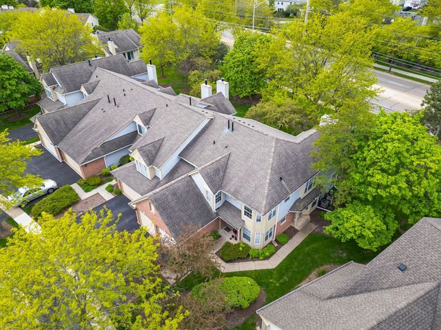 206 Glasgow Lane B206, Schaumburg, IL 60194