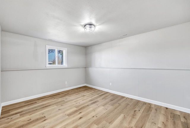 1521 BISMARCK AVENUE, Oshkosh, WI 54902