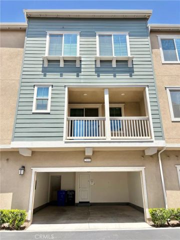 2113 Crescent Moon, Upland, CA 91786