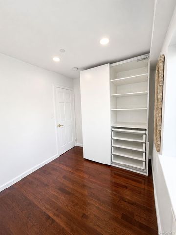 3749 81st Street 7D, Jackson Heights, NY 11372