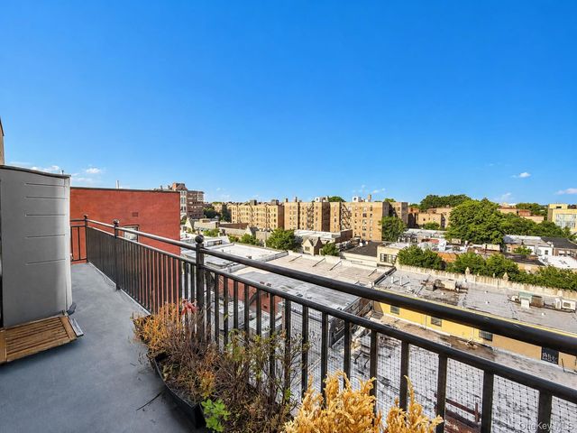 3749 81st Street 7D, Jackson Heights, NY 11372