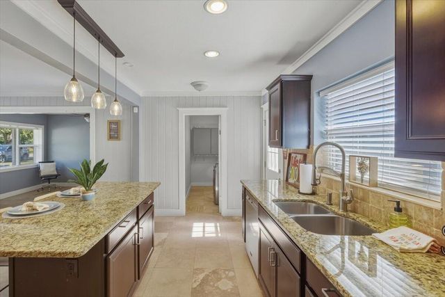 362 NE Kepner Drive, Fort Walton Beach, FL 32548