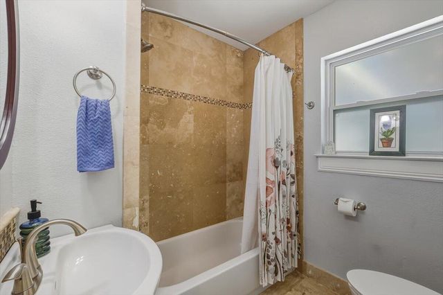 362 NE Kepner Drive, Fort Walton Beach, FL 32548