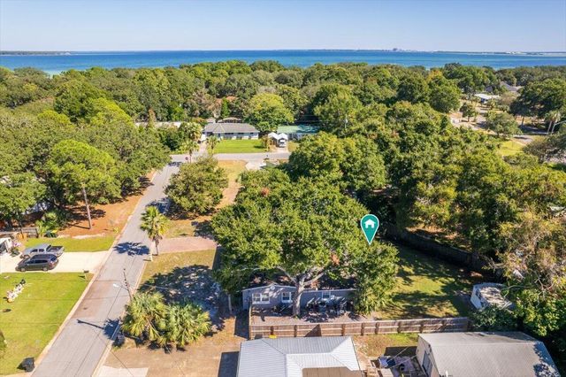 362 NE Kepner Drive, Fort Walton Beach, FL 32548