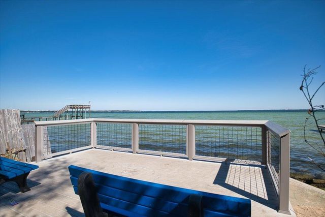 362 NE Kepner Drive, Fort Walton Beach, FL 32548