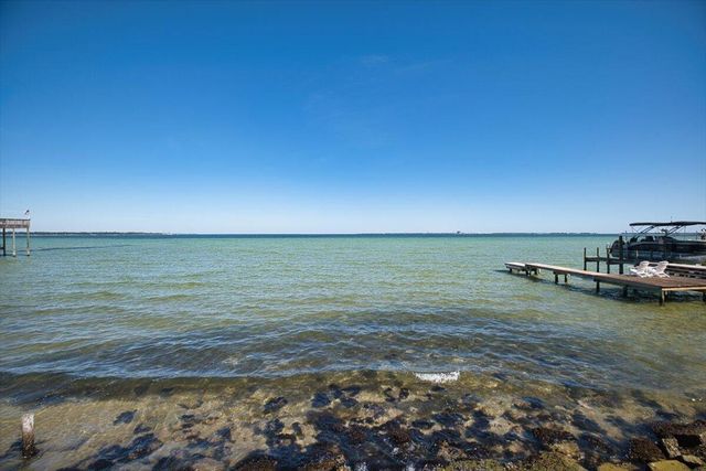 362 NE Kepner Drive, Fort Walton Beach, FL 32548