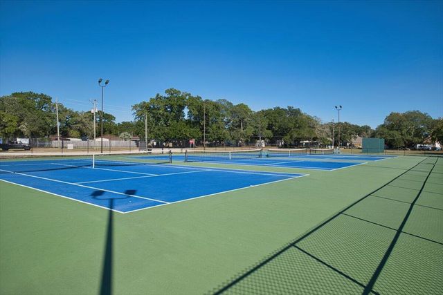 362 NE Kepner Drive, Fort Walton Beach, FL 32548