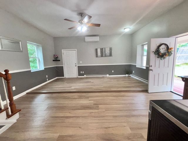 26 Main St 2, Spencer, MA 01562