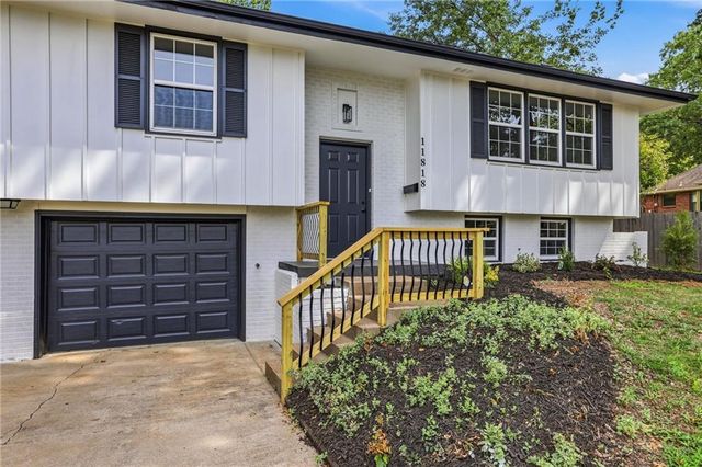 11818 E 62nd Terrace, Kansas City, MO 64133