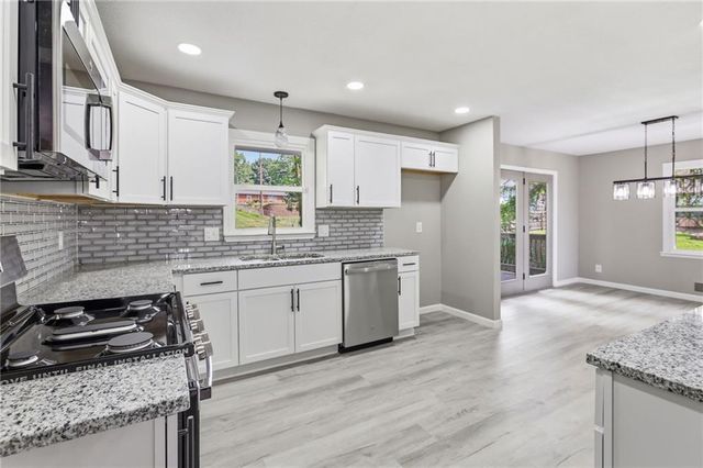 11818 E 62nd Terrace, Kansas City, MO 64133