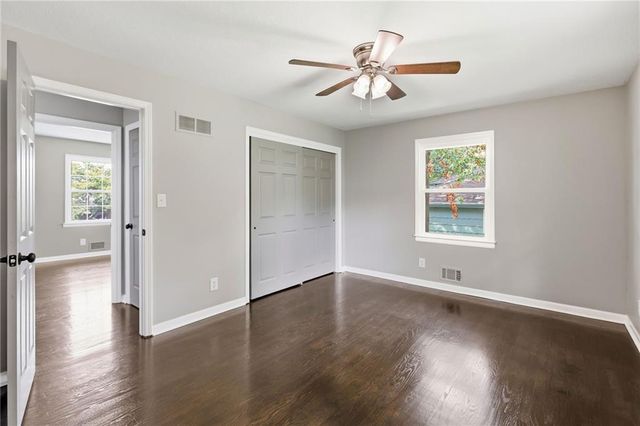 11818 E 62nd Terrace, Kansas City, MO 64133
