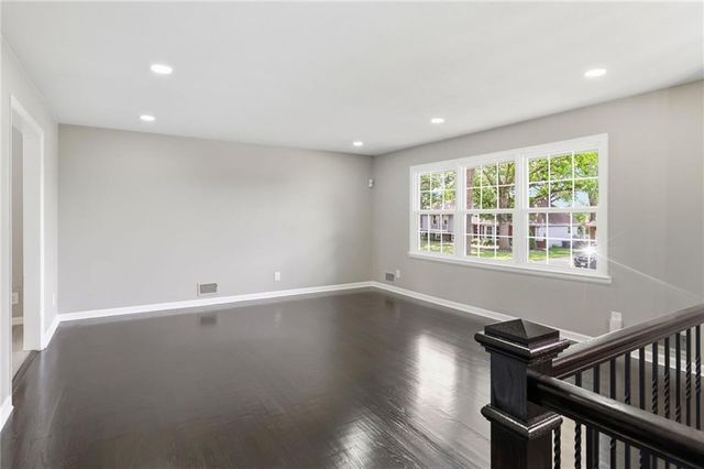 11818 E 62nd Terrace, Kansas City, MO 64133