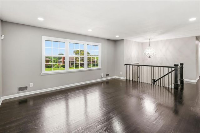 11818 E 62nd Terrace, Kansas City, MO 64133
