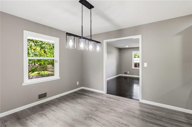 11818 E 62nd Terrace, Kansas City, MO 64133
