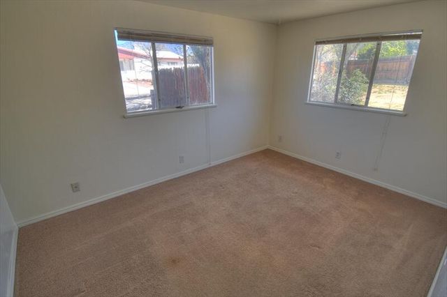 1128 Shirley Street NE, Albuquerque, NM 87112