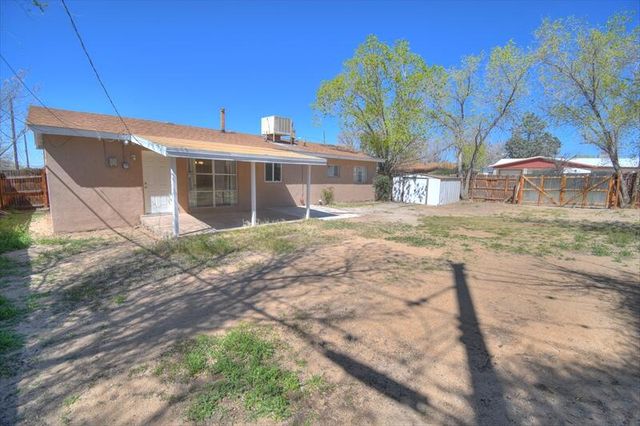 1128 Shirley Street NE, Albuquerque, NM 87112