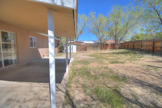 1128 Shirley Street NE, Albuquerque, NM 87112