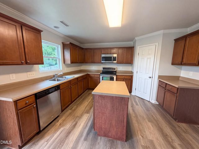 6845 Horseback Lane, Raleigh, NC 27610