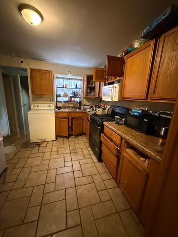 374 Sauk Trail, Park Forest, IL 60466