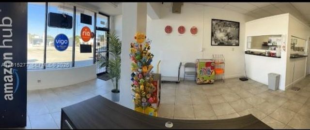 Established Pack, Ship, Mailbox & Business Service, Hollywood, FL 33021