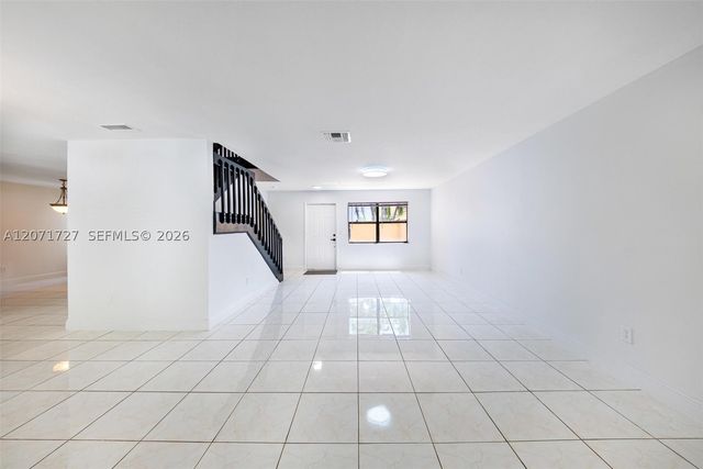 15157 SW 95th St 15157, Miami, FL 33196
