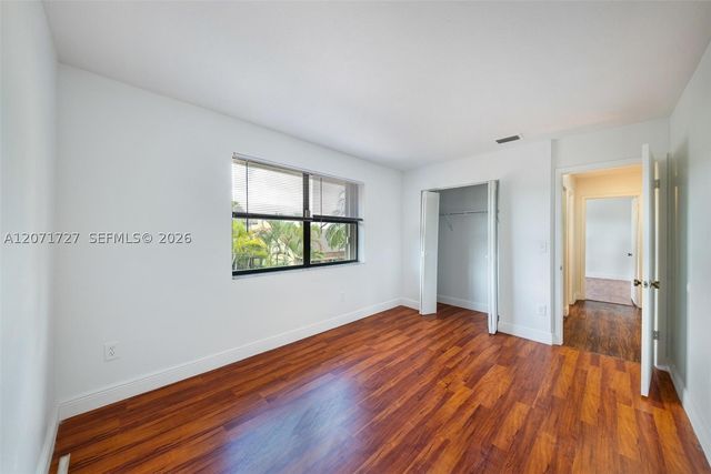 15157 SW 95th St 15157, Miami, FL 33196