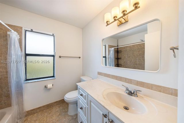 15157 SW 95th St 15157, Miami, FL 33196