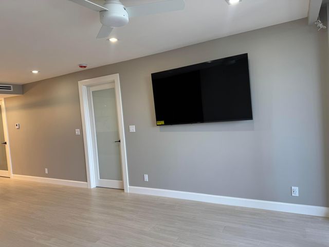 12 Royal Palm Way 6030, Boca Raton, FL 33432