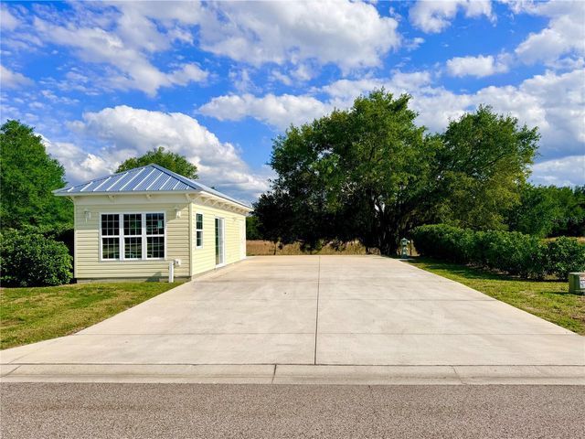 4885 SE 92ND BOULEVARD, Webster, FL 33597