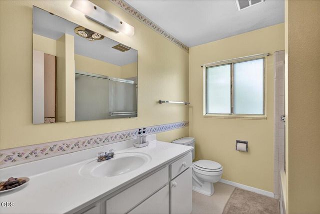 1621 Gayety Lane, Medford, OR 97504