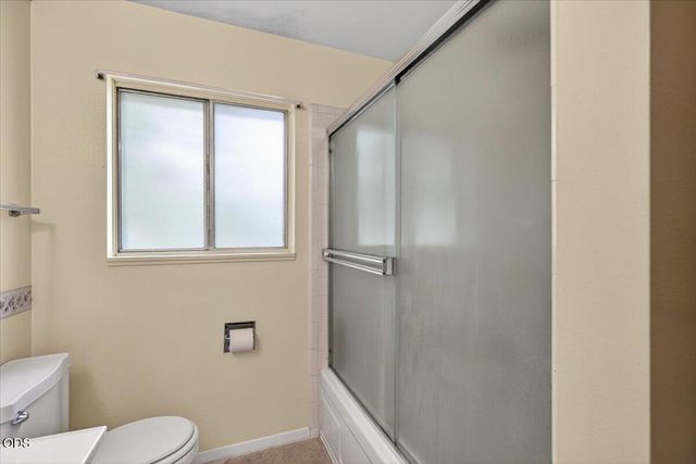 1621 Gayety Lane, Medford, OR 97504