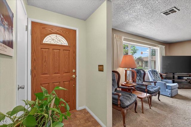1621 Gayety Lane, Medford, OR 97504