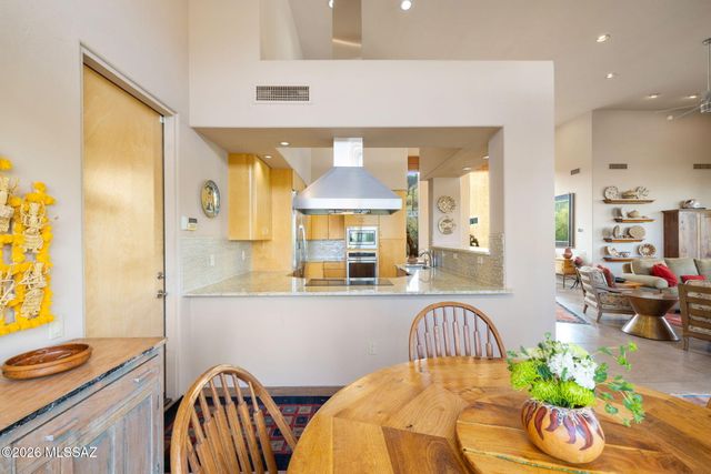 6342 N Sabino Shadow Lane, Tucson, AZ 85750