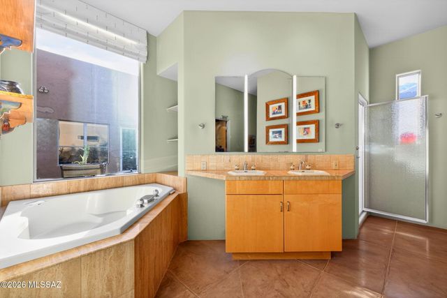 6342 N Sabino Shadow Lane, Tucson, AZ 85750