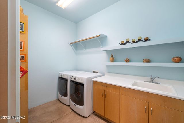 6342 N Sabino Shadow Lane, Tucson, AZ 85750