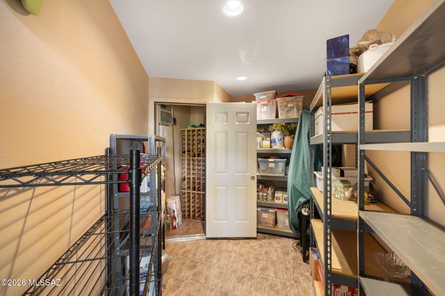 6342 N Sabino Shadow Lane, Tucson, AZ 85750